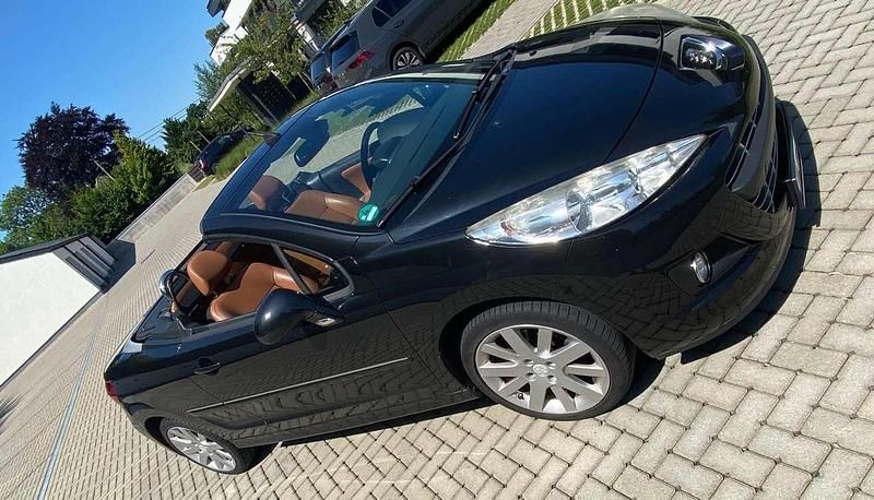 Schwarz Gebraucht 2012 Peugeot 207 Allure Cabrio | 4.900 € (Guter Preis) - Bild 1/4