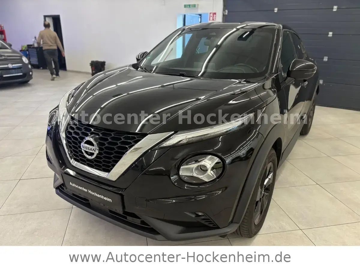 Gebraucht Nissan Juke N-Connecta 117 PS (86 kW) 2020 Schwarz SUV