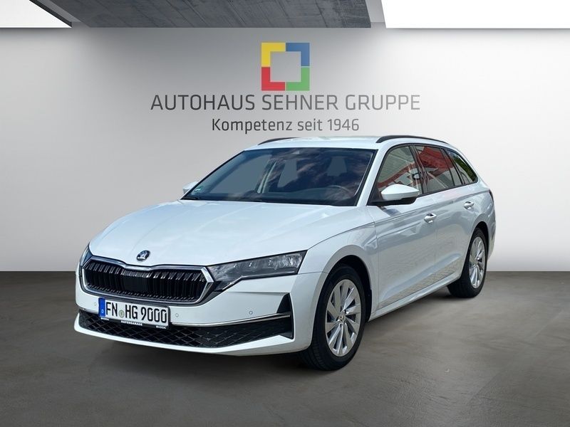 Moonweiß perleffekt (weiß) Gebraucht 2024 Skoda Octavia Selection Kombi | 32.770 € (Superpreis) - Bild 1/4
