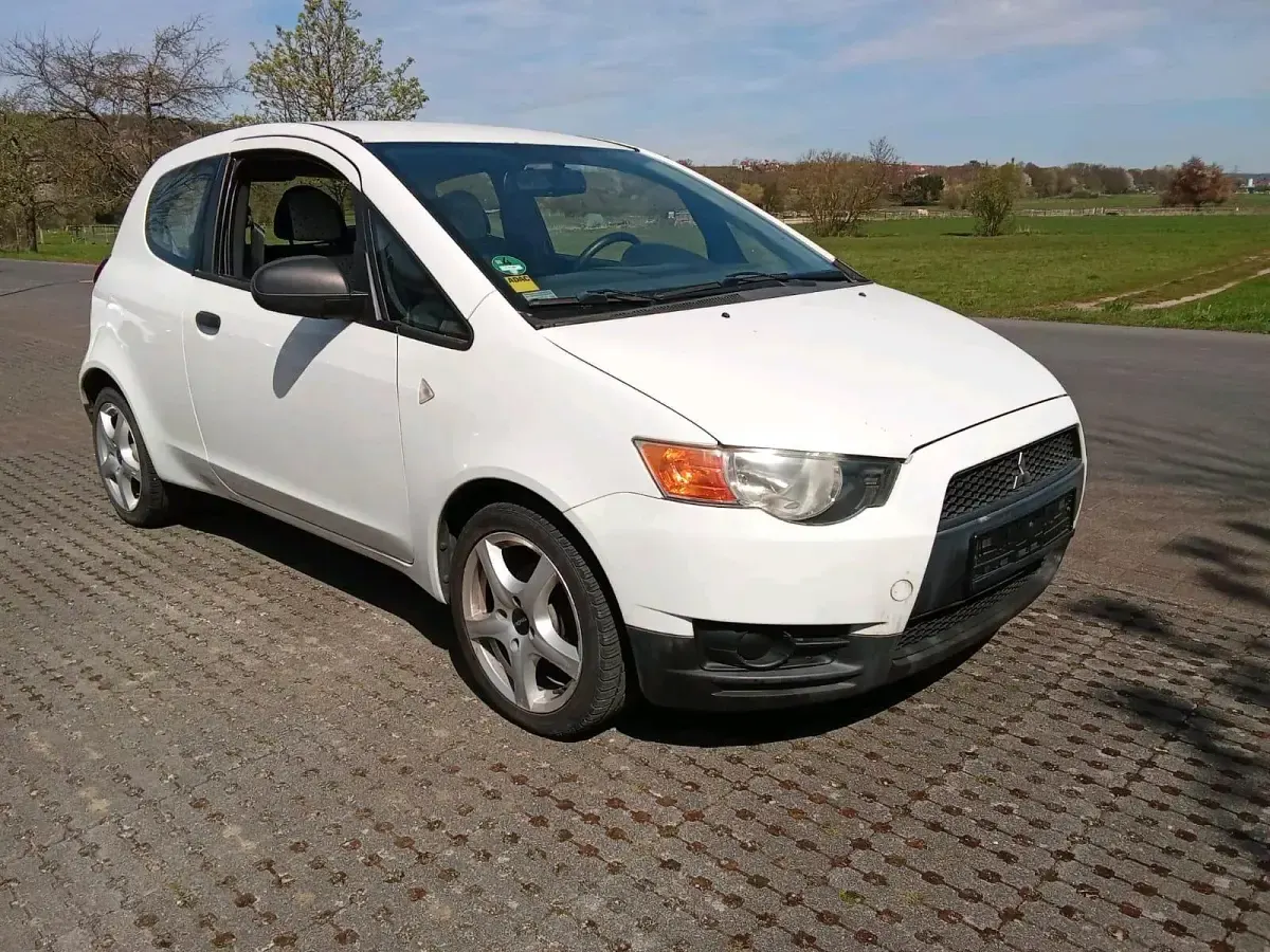 Gebraucht Mitsubishi Colt 95 PS (69 kW) 2009 Kleinwagen