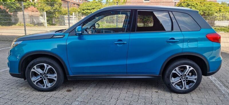 Blau Gebraucht 2015 Suzuki Vitara Comfort SUV | 9.500 € (Superpreis) - Bild 1/4