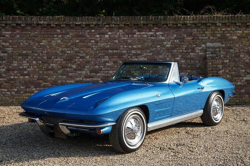 Blau Gebraucht 1964 Corvette Stingray Cabrio | 79.500 € - Bild 1/4