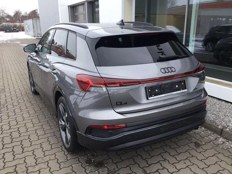 Gebraucht Audi Q4 e-tron S-Line 210 kW (286 PS) 2024 Grau SUV
