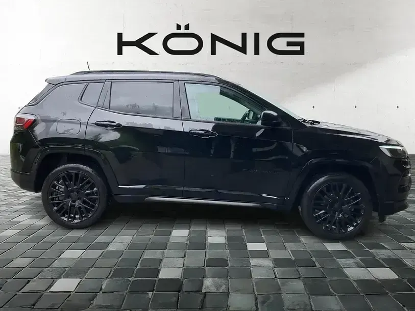 Gebraucht Jeep Compass 130 PS (95 kW) 2024 Schwarz SUV