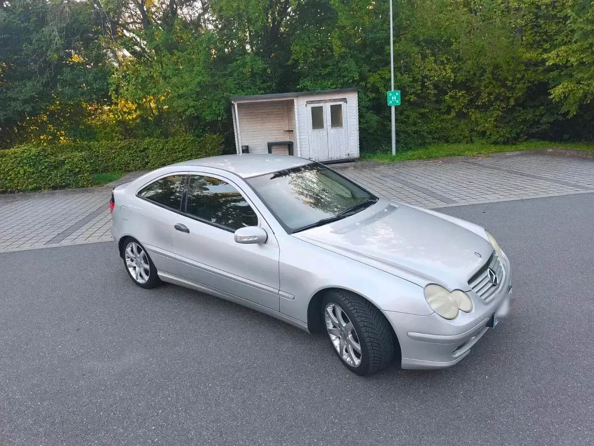 Gebraucht Mercedes C200 170 PS (125 kW) 2003 Coupé