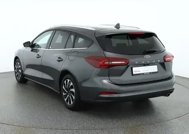 Gebraucht Ford Focus Titanium X 125 PS (91 kW) 2025 Magneticgraumet. Kombi
