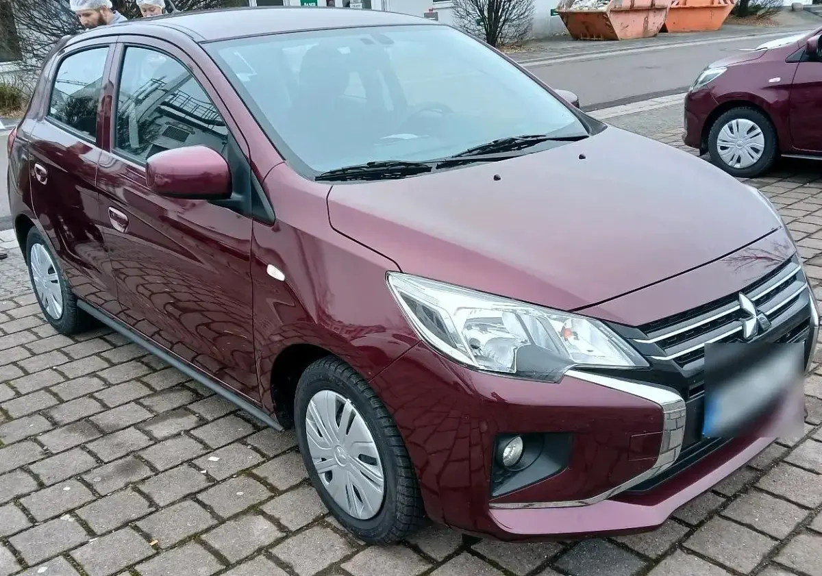 Gebraucht Mitsubishi Space Star 71 PS (52 kW) 2025 Rot Kleinwagen
