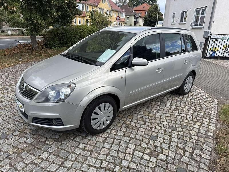 Pannacotta m2 Gebraucht 2007 Opel Zafira Edition Van / Kleinbus | 4.650 € (Etwas zu teuer) - Bild 1/4