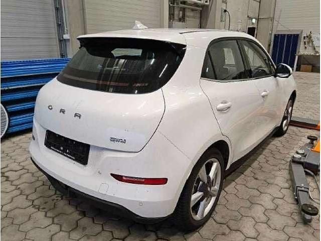 Usata Ora 03 125 kW (171 CV) 2023 Bianco Utilitaria