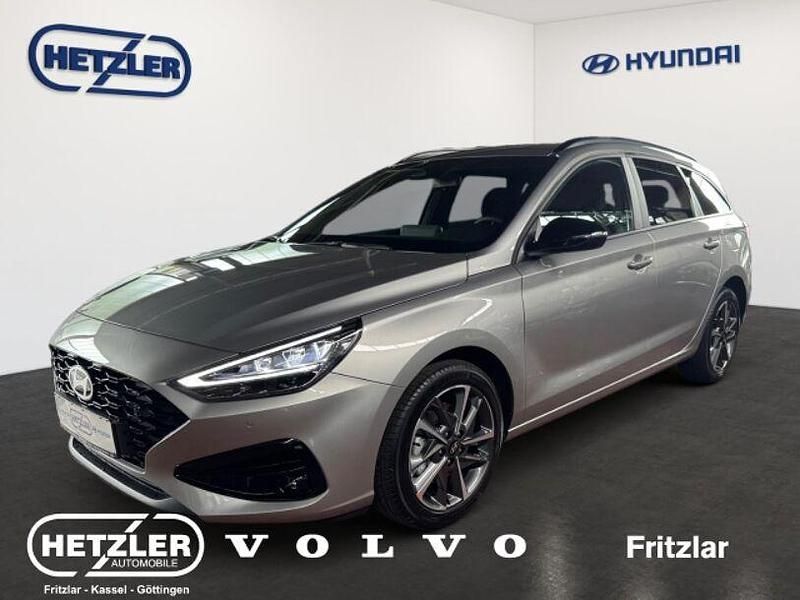 Shimmering silver / met Neu 2024 Hyundai i30 Advantage Kombi | 27.450 € (Fairer Preis) - Bild 1/4