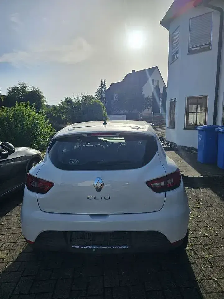 Gebraucht Renault Clio Authentique 65 PS (47 kW) 2015 Kleinwagen