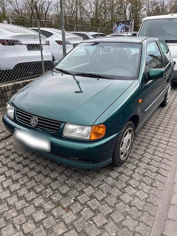 Gebraucht VW Polo Basis 75 PS (55 kW) 1997 Grün Limousine