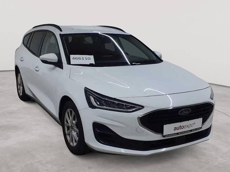 Gebraucht Ford Focus Cool & Connect 120 PS (88 kW) 2022 Frozen white Kombi