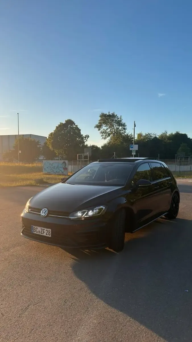 Gebraucht VW Golf VII R 310 PS (228 kW) 2017 Schwarz Limousine