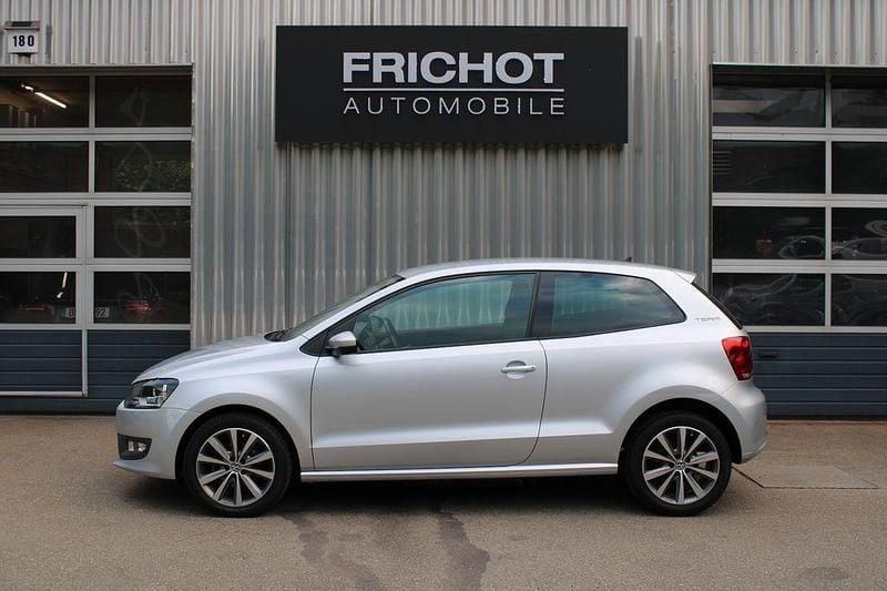 Reflexsilber Gebraucht 2011 VW Polo Team Kleinwagen | 6.900 € (Etwas zu teuer) - Bild 1/4