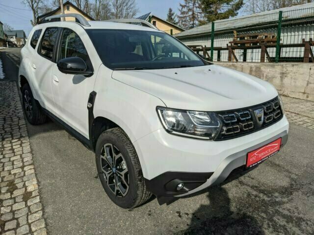 Gebraucht Dacia Duster Celebration 150 PS (110 kW) 2020 Weiß SUV