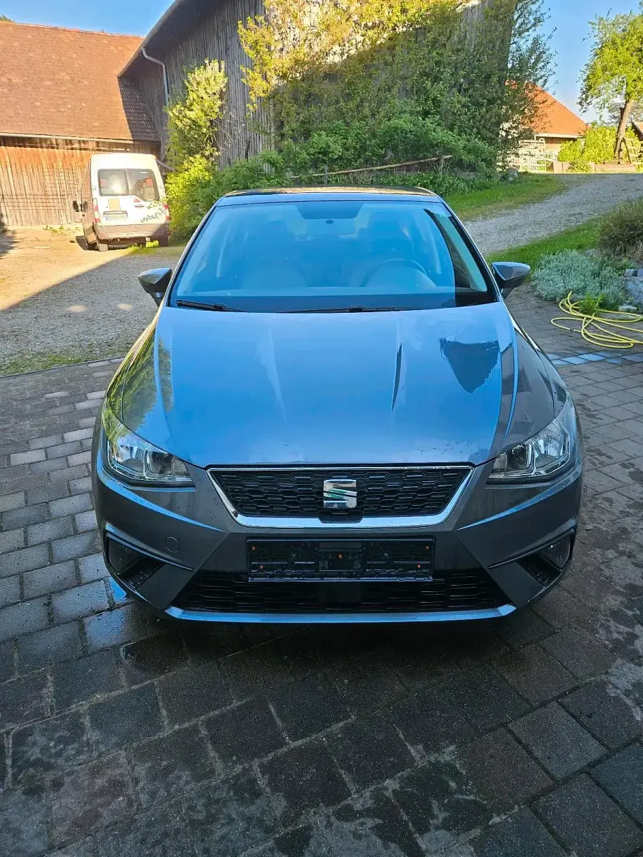 Gebraucht Seat Ibiza 95 PS (69 kW) 2018 Grau Kleinwagen
