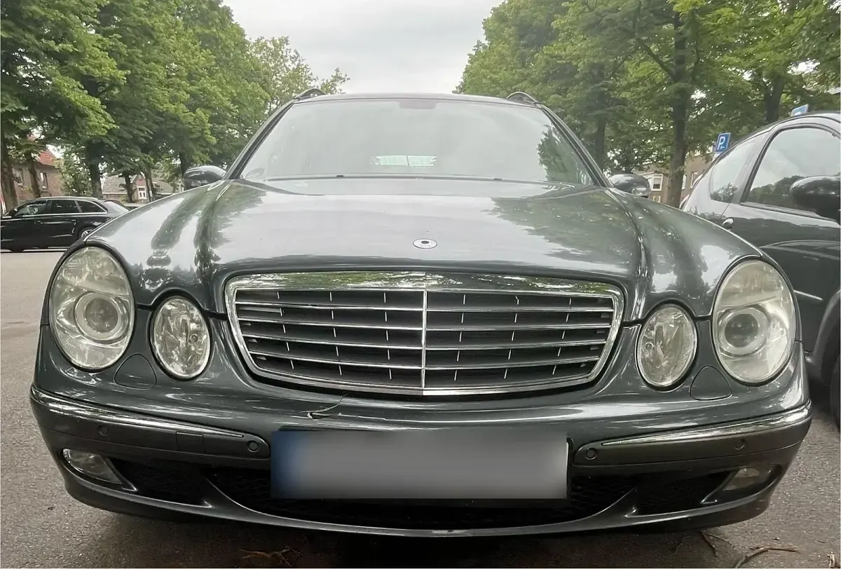 Gebraucht Mercedes E320 Elegance 224 PS (164 kW) 2006 Grau Kombi