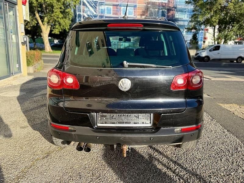 Gebraucht VW Tiguan Track & Field 170 PS (125 kW) 2011 Schwarz SUV