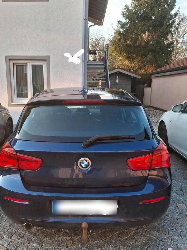 Gebraucht BMW 116 Advantage 116 PS (85 kW) 2017 Blau Kleinwagen