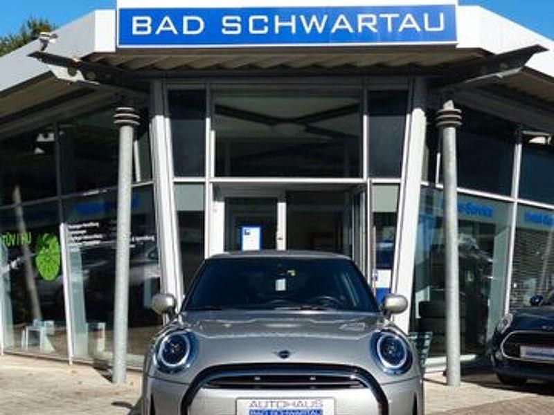 Occasion Mini Cooper Essential 136 ch (100 kW) 2023 Argent Citadine