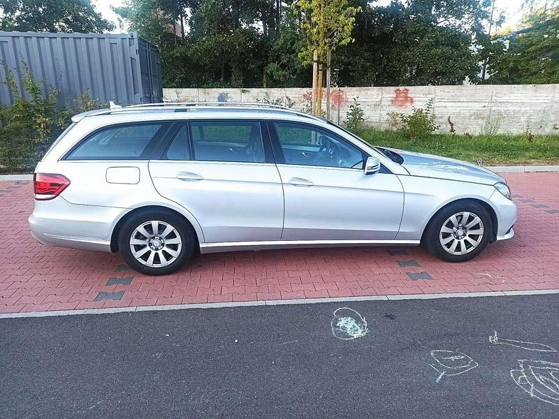 Gebraucht Mercedes E200 136 PS (100 kW) 2016 Silber Kombi