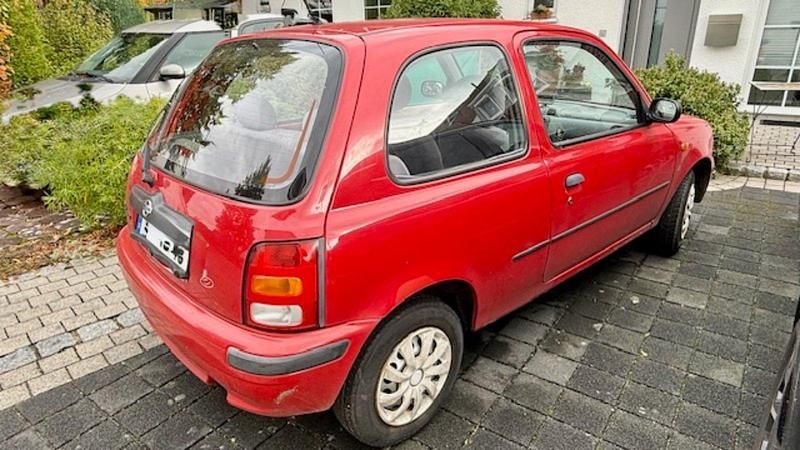 Rot Gebraucht 1999 Nissan Micra Kleinwagen | 1.100 € (Fairer Preis) - Bild 1/4