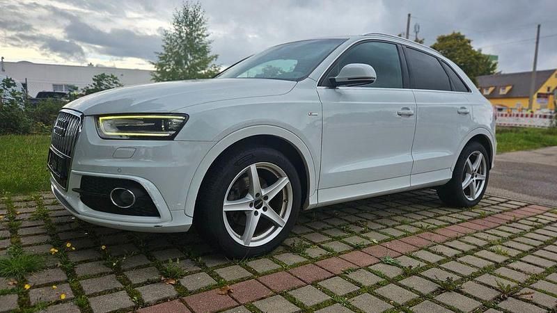 Weiß Gebraucht 2012 Audi Q3 S-Line SUV | 14.900 € (Fairer Preis) - Bild 1/4