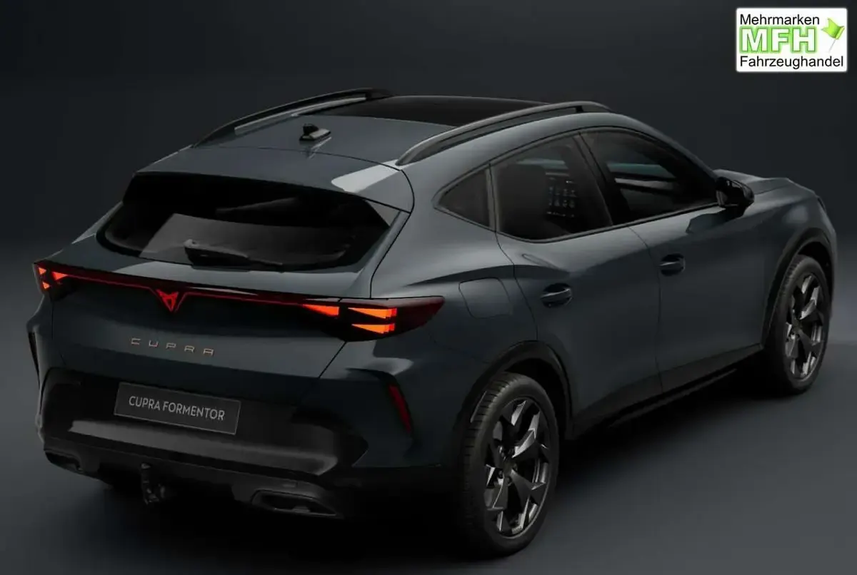 Neu Cupra Formentor 204 PS (150 kW) 2026 Fiord blau SUV