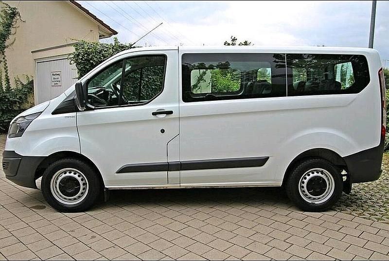 Weiß Gebraucht 2014 Ford Transit Custom Van / Kleinbus | 8.500 € (Teuer) - Bild 1/4