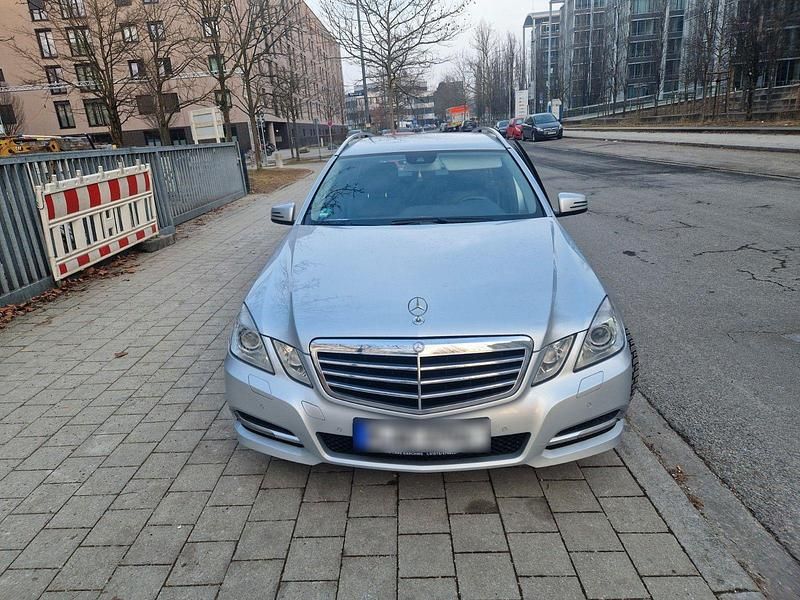 Gebraucht Mercedes 200 184 PS (135 kW) 2012 Silber Kombi
