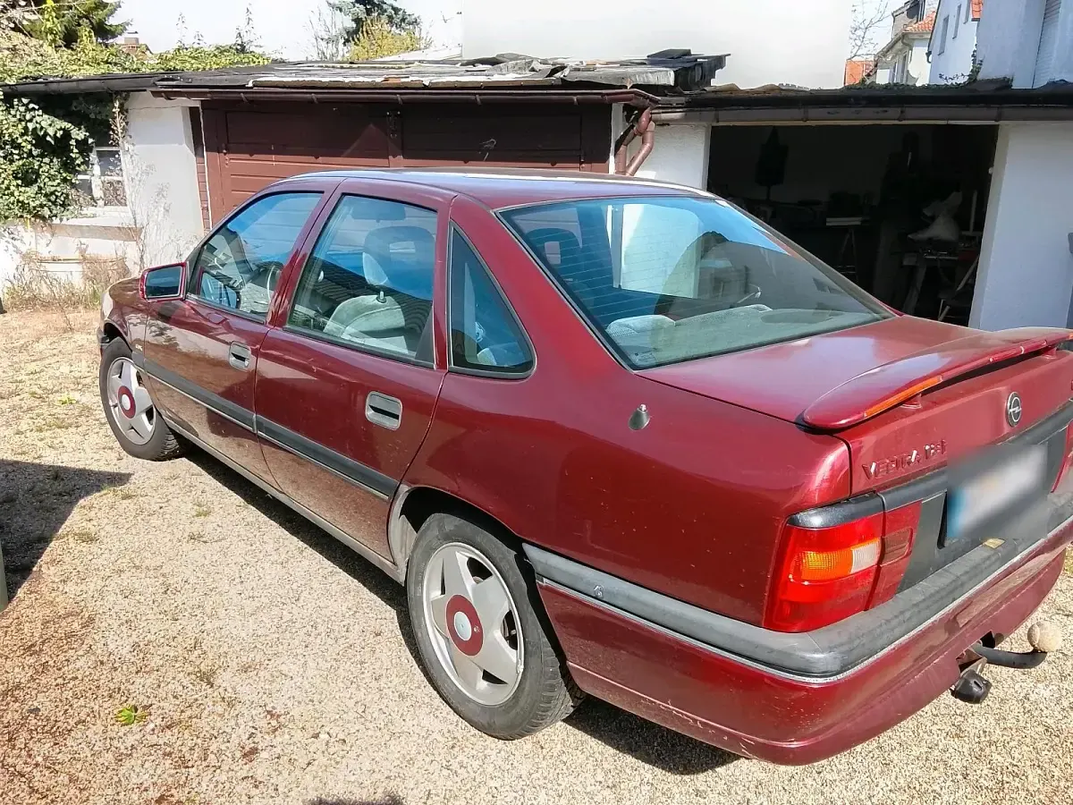 Gebraucht Opel Vectra 90 PS (66 kW) 1994 Rot Limousine
