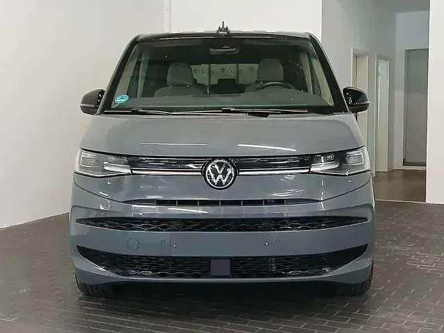 Gebraucht VW Multivan Edition 150 PS (110 kW) 2025 Graukeine angabe Van / Kleinbus