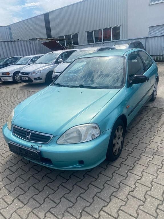 Grün Gebraucht 1999 Honda Civic | 950 € - Bild 1/4