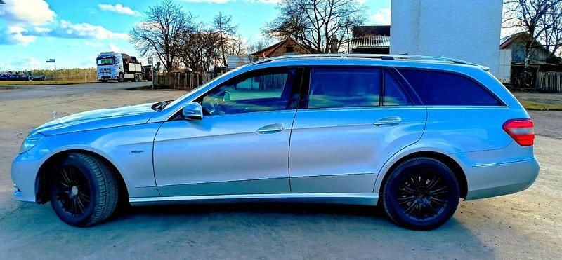 Gebraucht Mercedes E350 Avantgarde 265 PS (194 kW) 2011 Silber Kombi