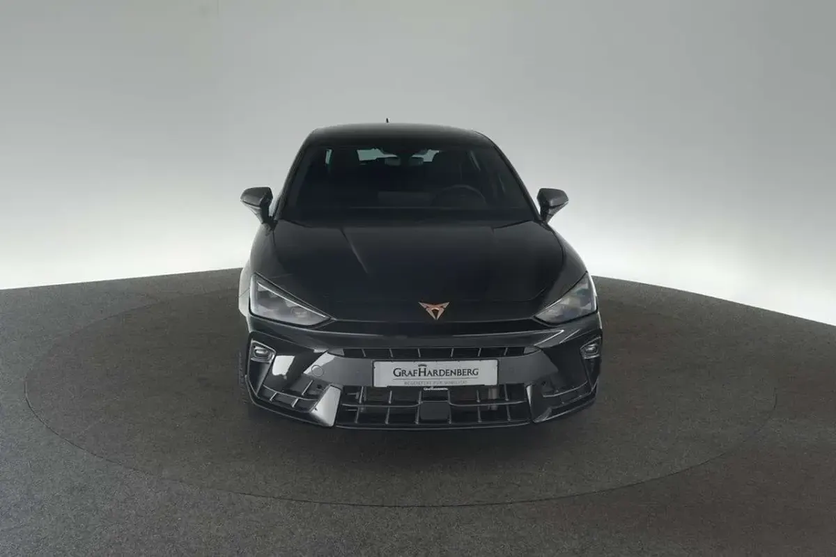 Gebraucht Cupra Leon 150 PS (110 kW) 2025 Schwarz Limousine