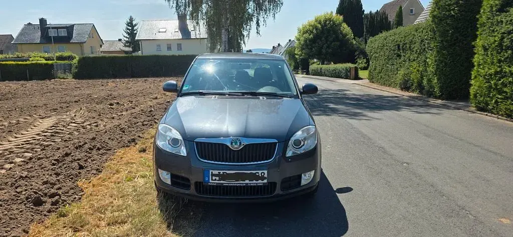 Gebraucht Skoda Fabia Ambiente 86 PS (63 kW) 2008 Grau Limousine