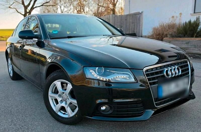 Używany Audi A4 143 KM (105 kW) 2011 Czarny Sedan/Limuzyna