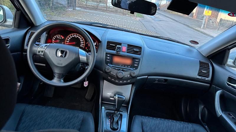 Gebraucht Honda Accord 155 PS (114 kW) 2003 Grau Limousine