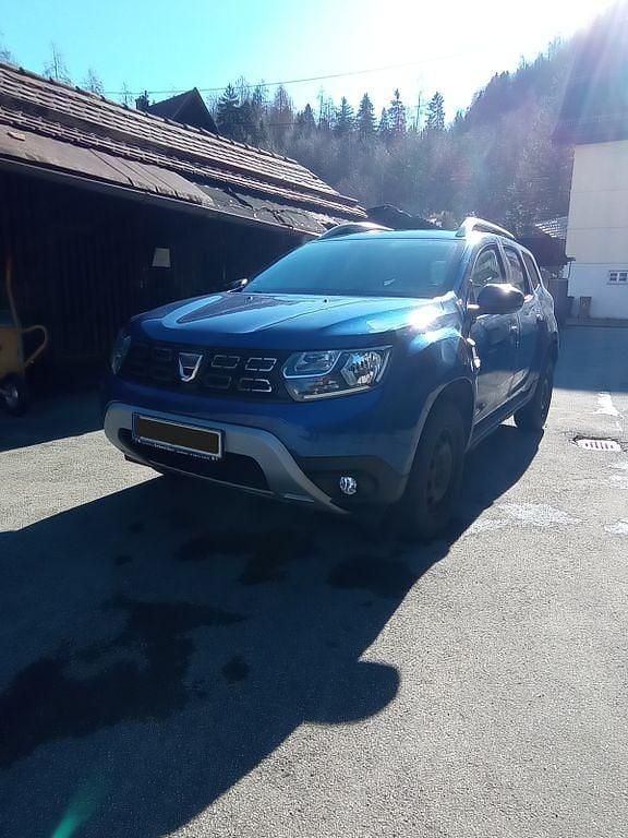 Gebraucht Dacia Duster Celebration 131 PS (96 kW) 2020 Blau SUV