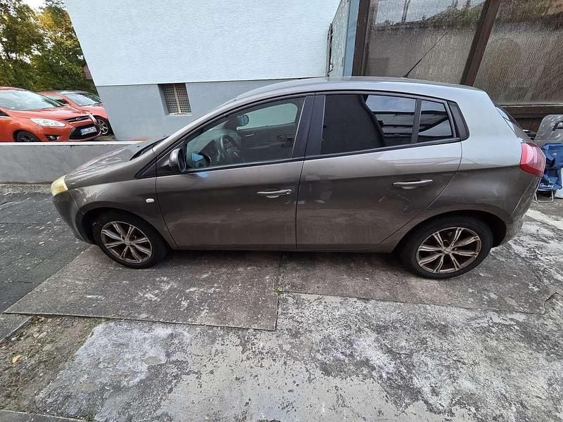 Gebraucht 2007 Fiat Bravo Dynamic Kleinwagen | 1.150 € (Superpreis) - Bild 1/4