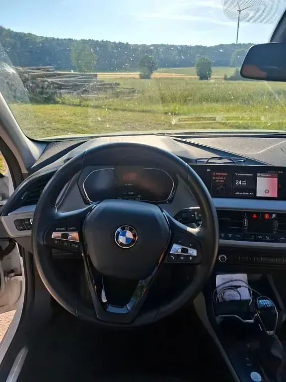 Gebraucht BMW 116 Advantage 116 PS (85 kW) 2020 Weiß Kleinwagen