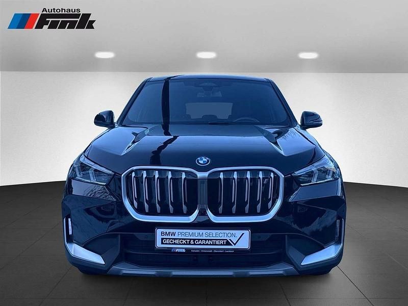 Gebraucht BMW iX1 Performance 230 kW (313 PS) 2022 Black sapphire SUV
