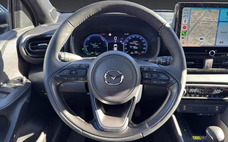 Rot Neu 2025 Mazda 2 Homura-Line Limousine | 27.990 € (Etwas zu teuer) - Bild 1/4