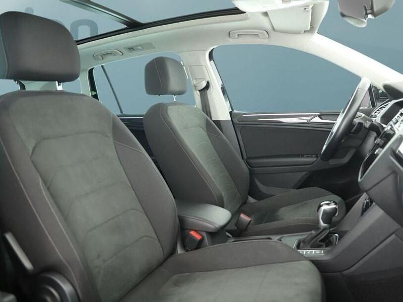 Gebraucht VW Tiguan 150 PS (110 kW) 2022 Schwarz SUV