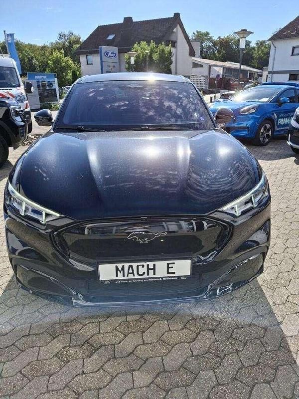 Gebraucht Ford Mustang Mach-E Basis 258 kW (351 PS) 2022 Iridiumschwarz metallic SUV