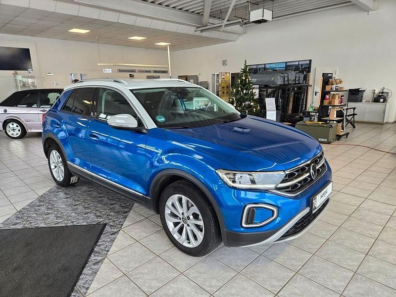 Gebraucht VW T-Roc Style 150 PS (110 kW) 2022 Blau SUV