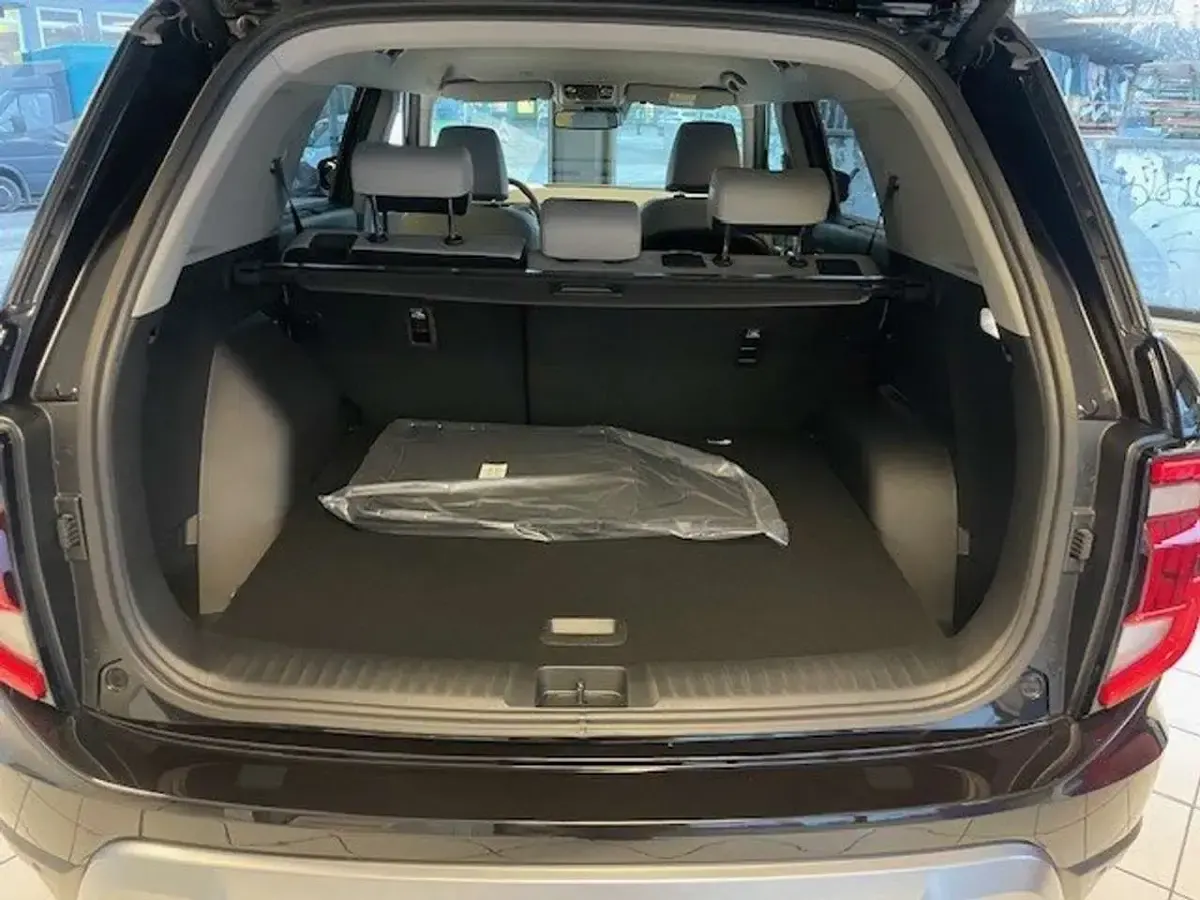 Neu KGM Torres 163 PS (119 kW) 2025 Schwarz SUV