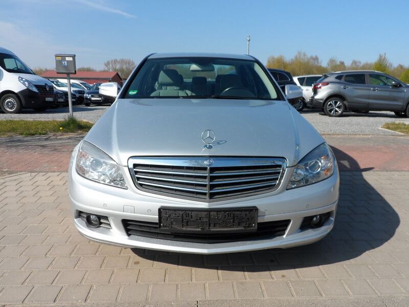 Gebraucht Mercedes C180 156 PS (114 kW) 2007 Silber Limousine