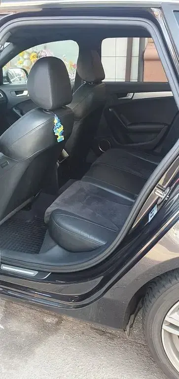 Gebraucht Audi A4 Ambiente 143 PS (105 kW) 2010 Schwarz Kombi